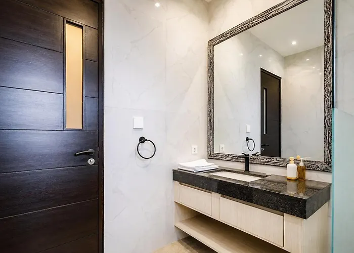 1 Bedroom - Noir Splash Seminyak