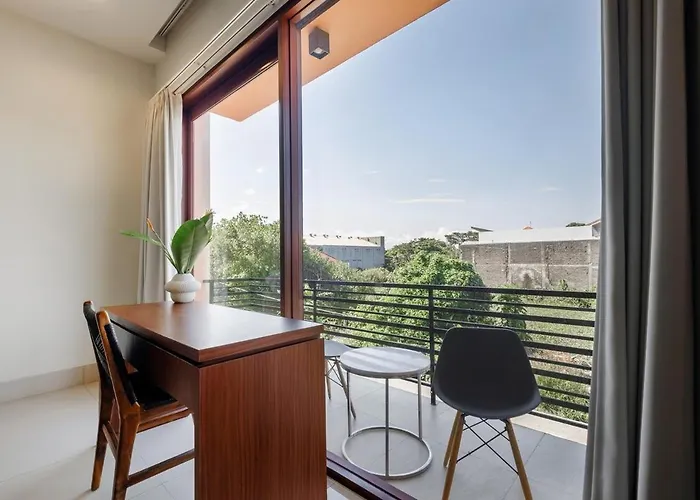 1 Bedroom - Noir Splash *